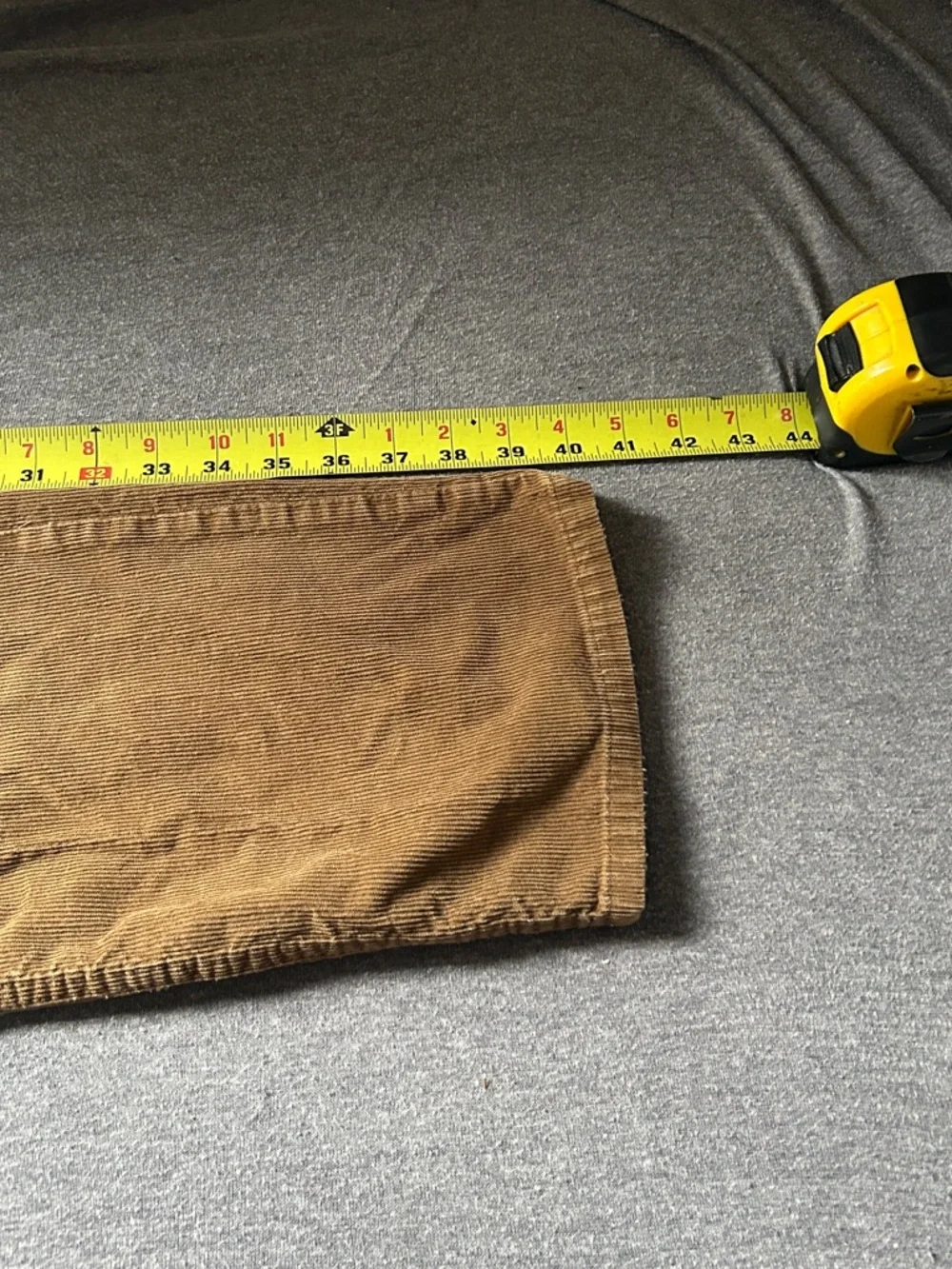 Banana Republic Men's Corduroy Pants in Tan Brown 33/32